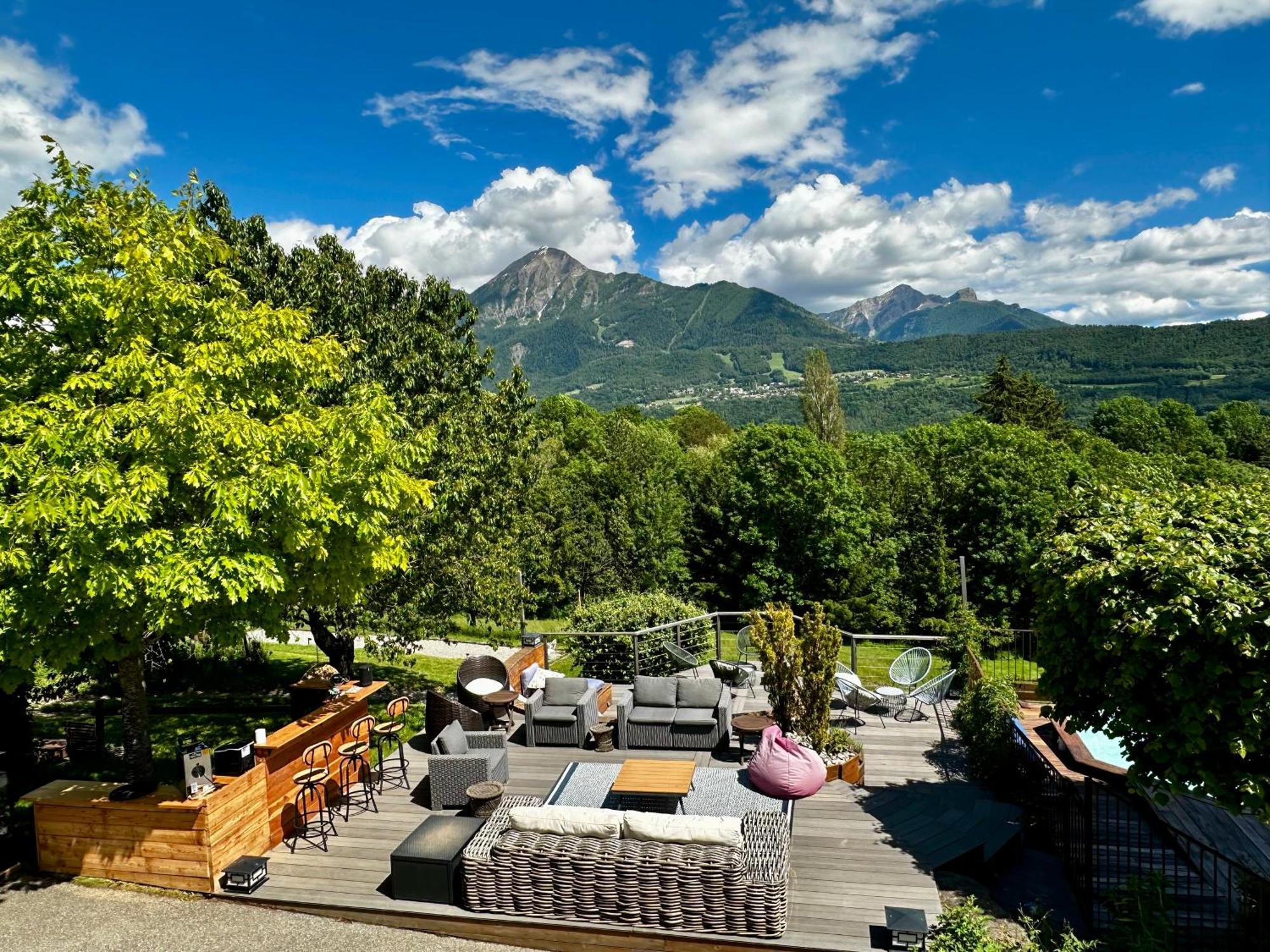 Chambre d'Hôtes La Grange des Ecrins Chabottes Exterior foto